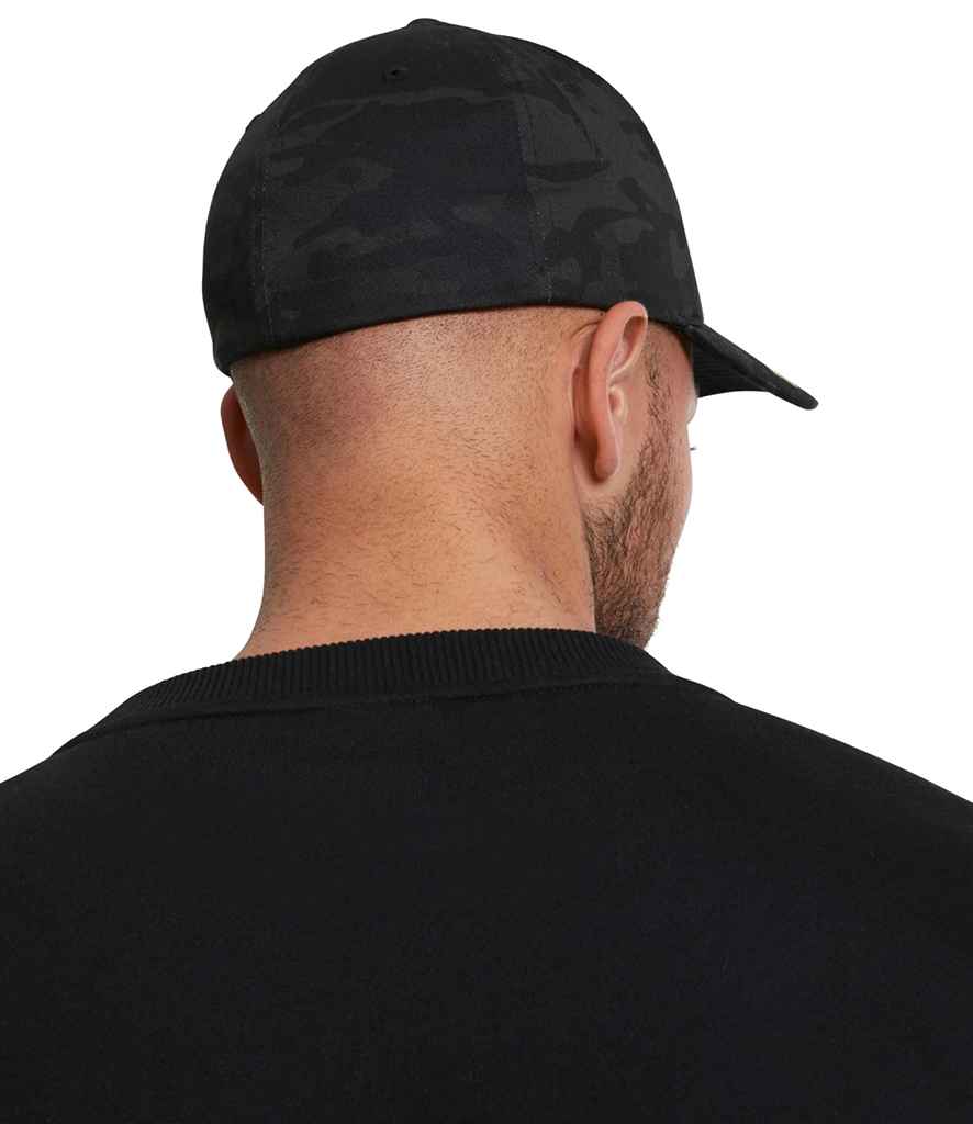 Black Multicam
